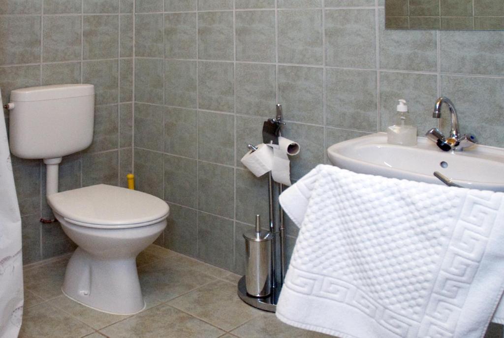 Haramia Csapszék és Fogadó Szombathely Habitación foto